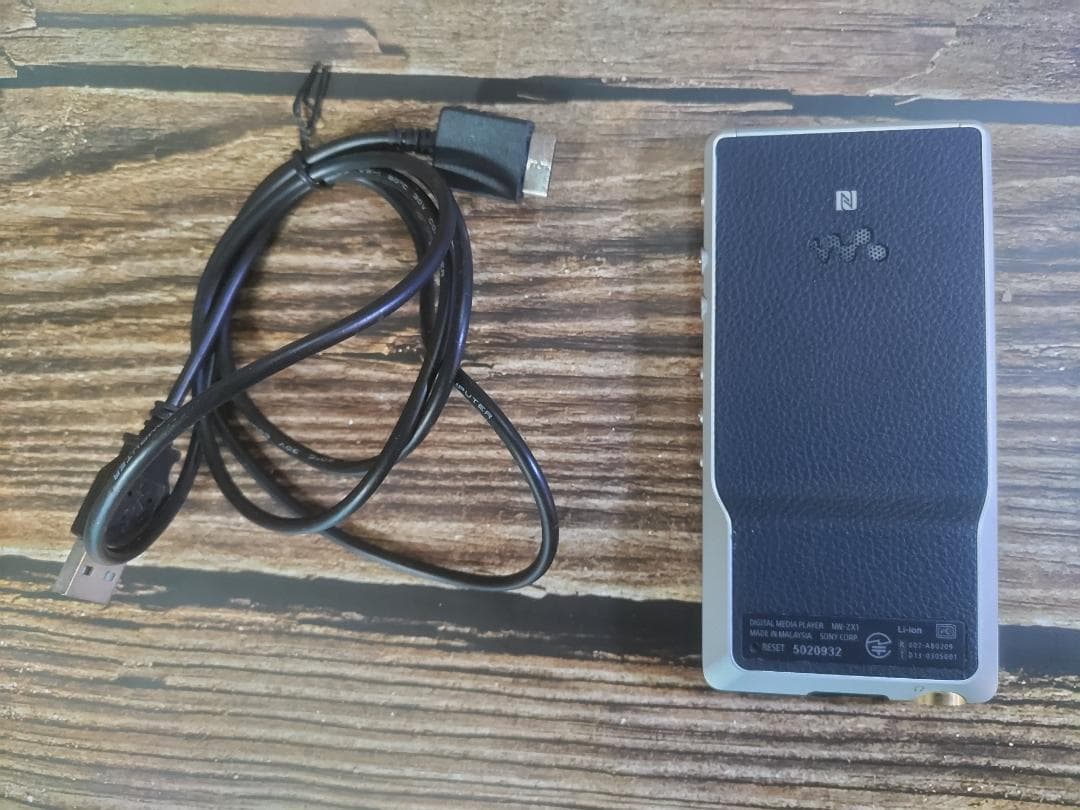 SONY WALKMAN NW-ZX1 ジャンク品