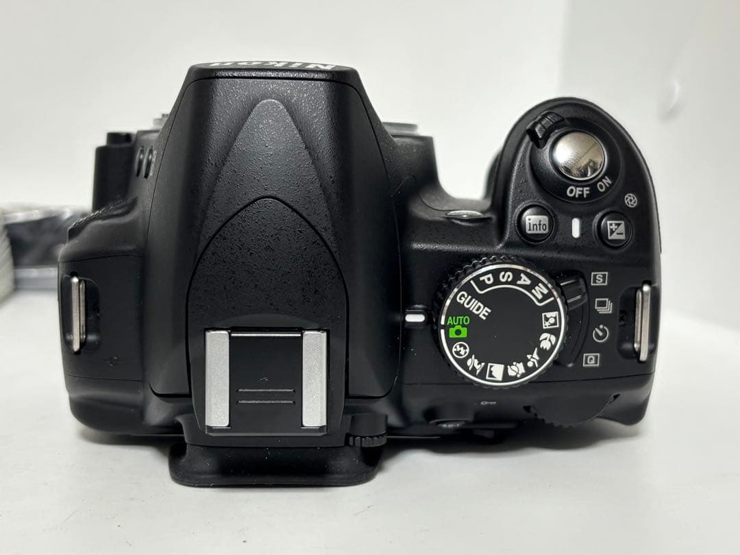 【美品】Nikon ニコン D3100 ボディ ブラック