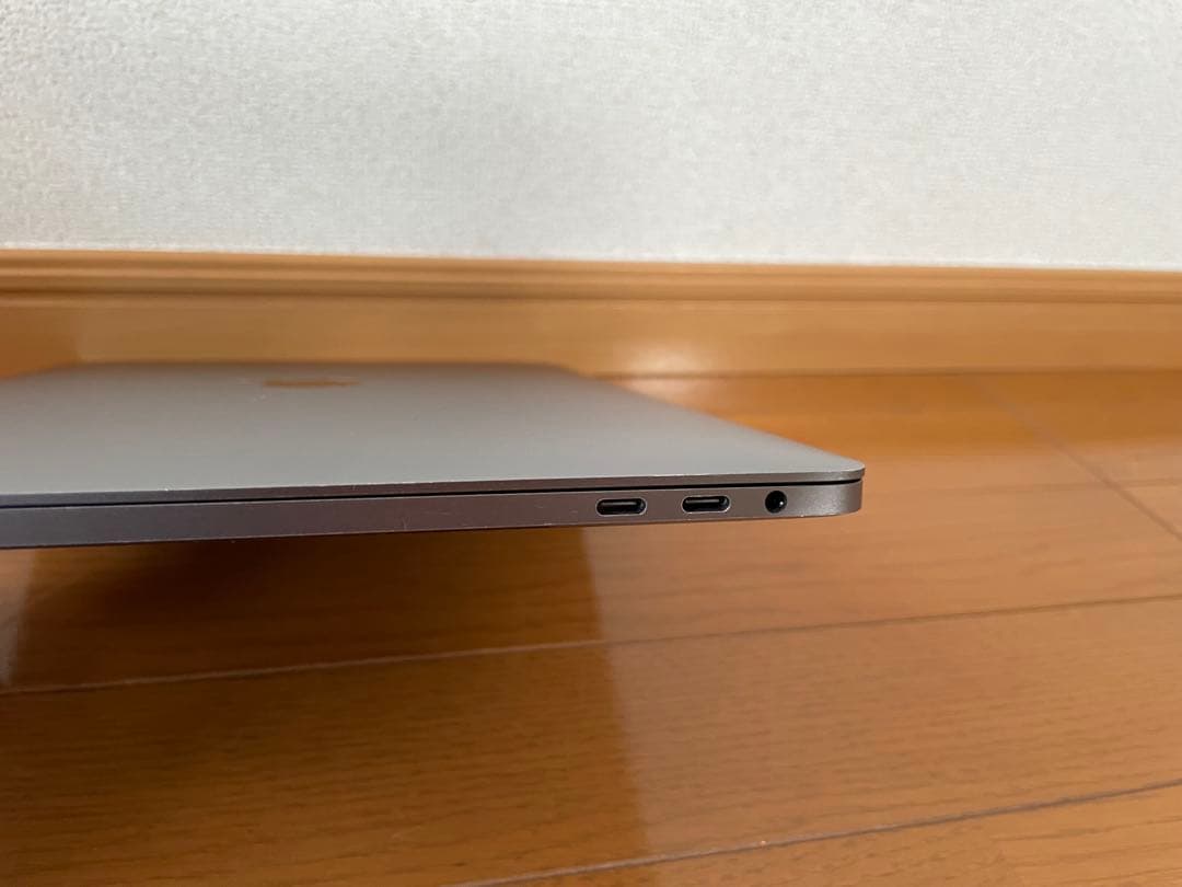 MacBook Pro 2018｜Core i7｜16GB RAM｜512GB