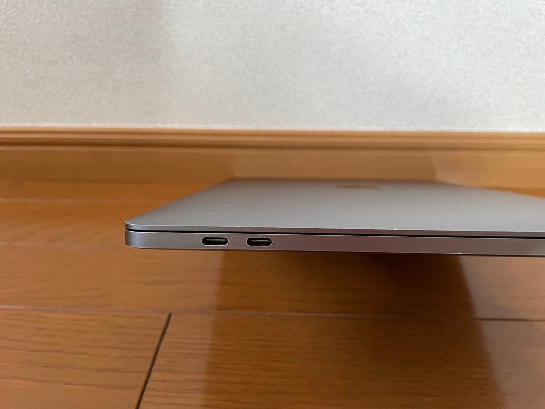 MacBook Pro 2018｜Core i7｜16GB RAM｜512GB