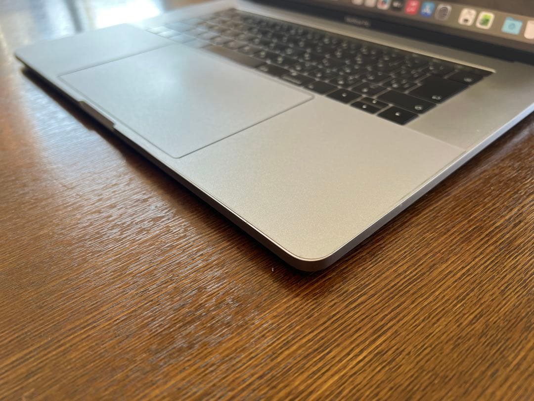 MacBookPro 2018 I9 32GB 1TB office付き
