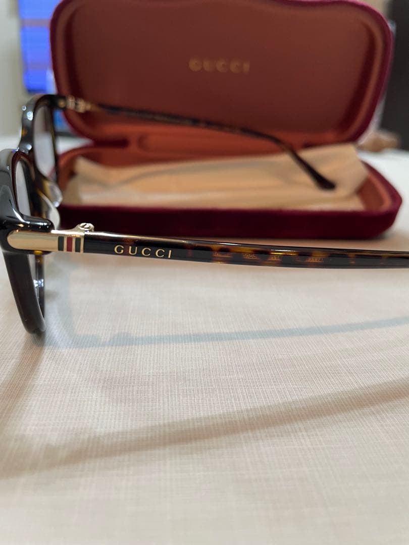 GUCCI グッチ　眼鏡　GG0296OA カラーレンズ入り　パープル系