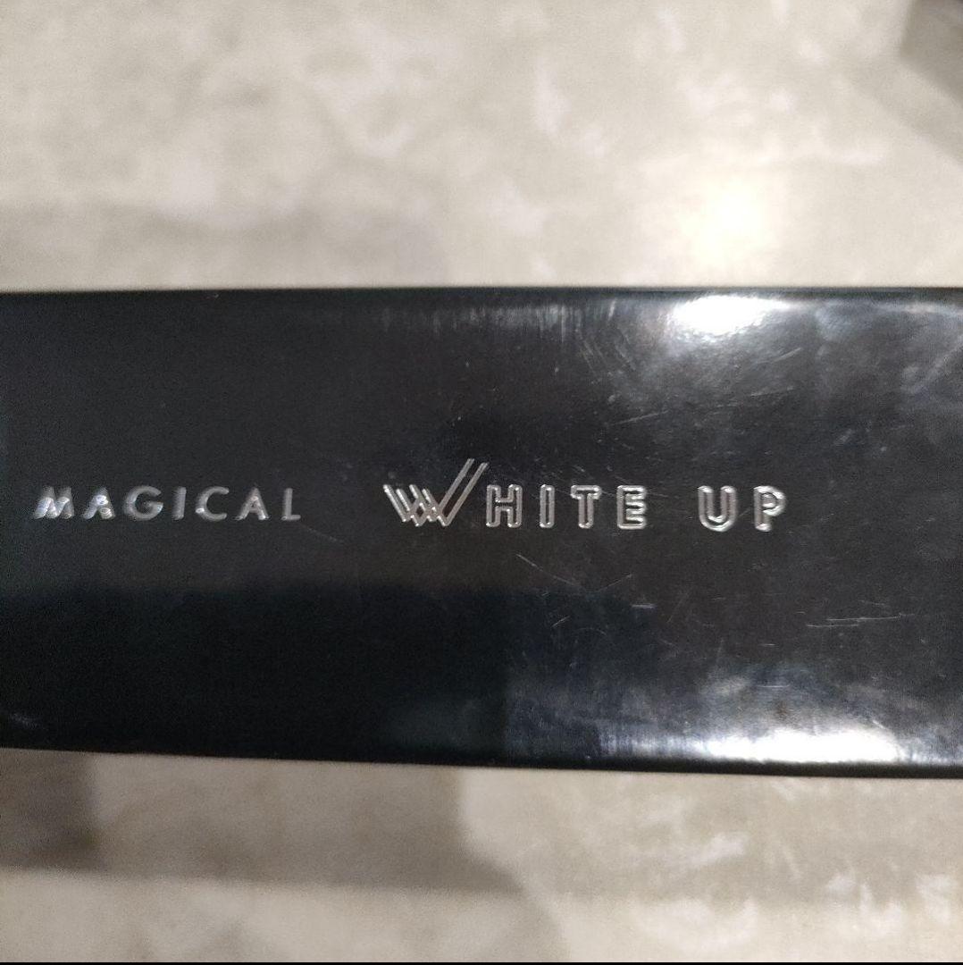 ワールドレップ　ミネラルエマルジョンクリーム　ホワイト/ホワイト