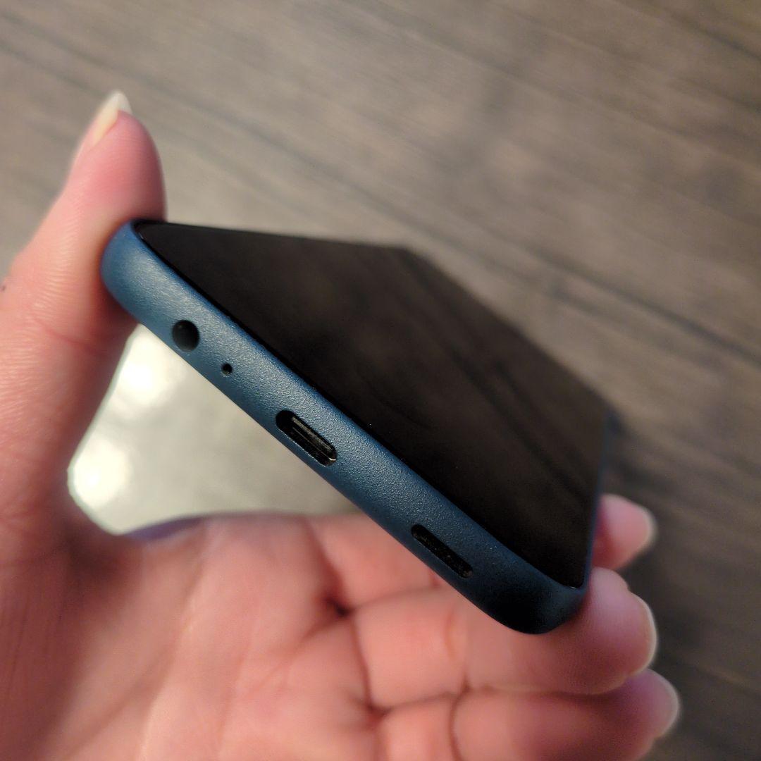 スマートフォン本体 arrows We2