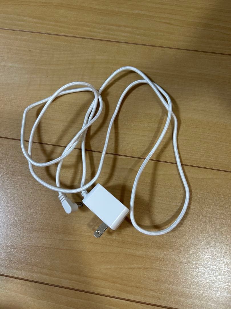 うちのこエレクトリック カリカリマシーンV2C 自動給餌器 スマホ連動　カメラ付