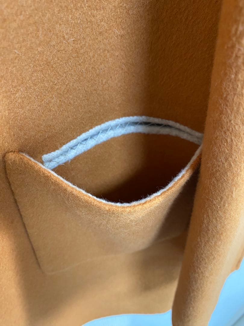 Salvatore Ferragamo オレンジ系　サイズ40　レディースコート