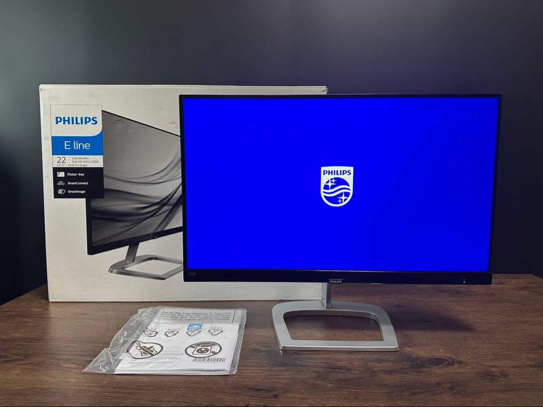 新品未使用　PHILIPS 液晶モニター 226E9QDSB/11