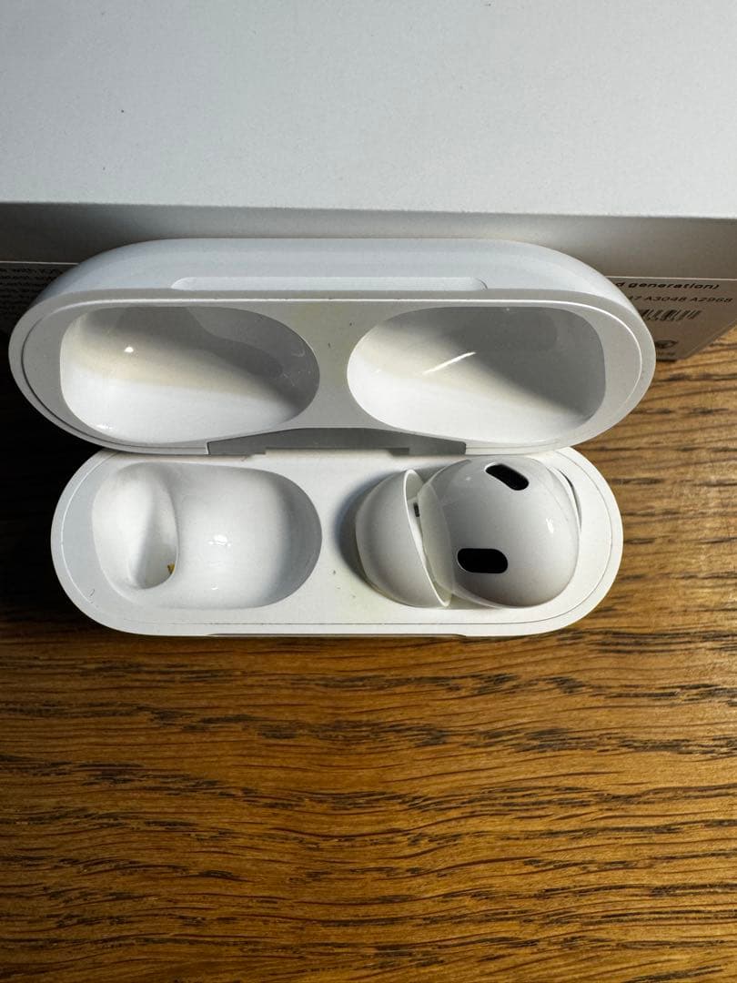 【美品】AirPods Pro 第2世代　右耳のみ