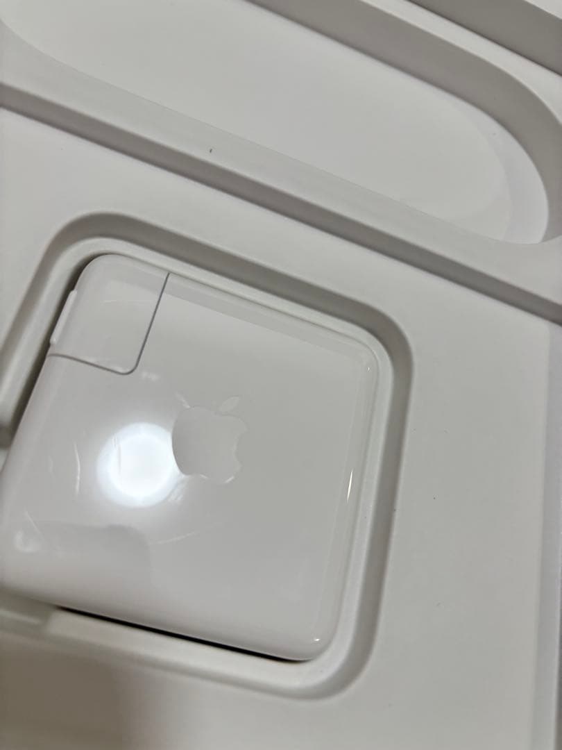 美品！充放電4回　MacBook Pro 14インチ M2 Pro 512GB