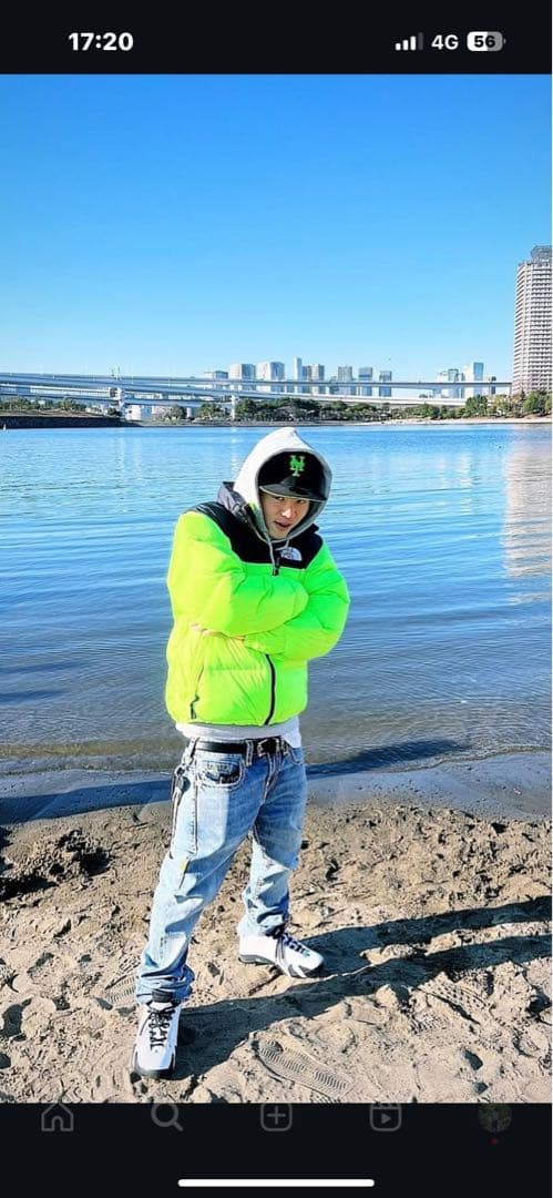 THE NORTH FACE ダウンジャケット黒/ライムグリーン　ヌプシ　700