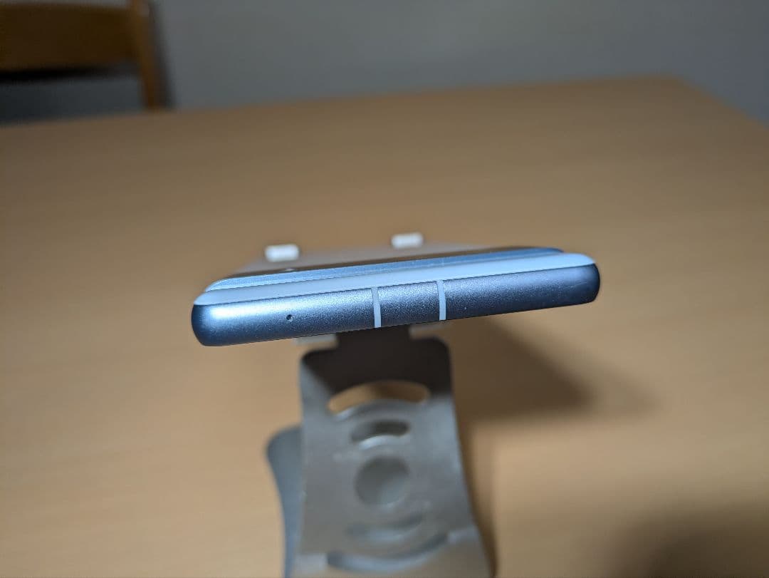 Google Pixel7a docomo 画面割れ有り 利用制限〇