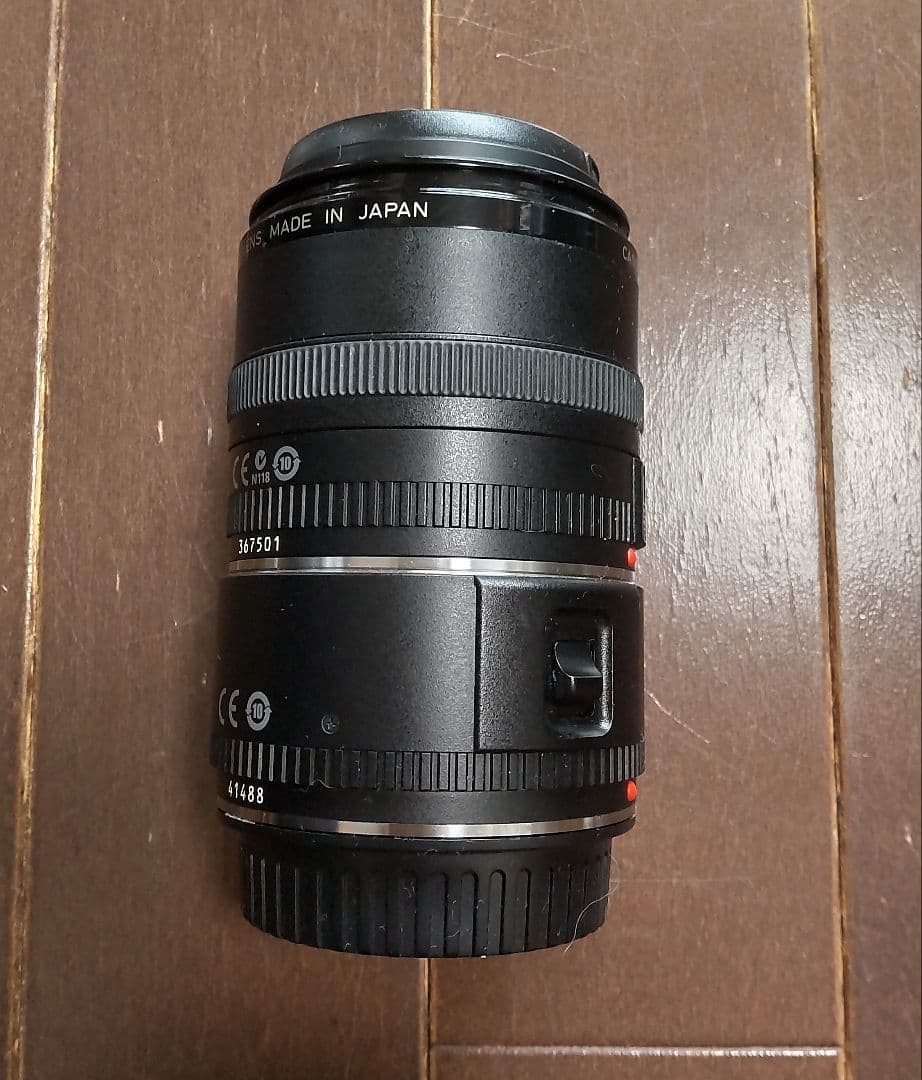 Canon EF 50mm コンパクト マクロ と ライフサイズコンバーター