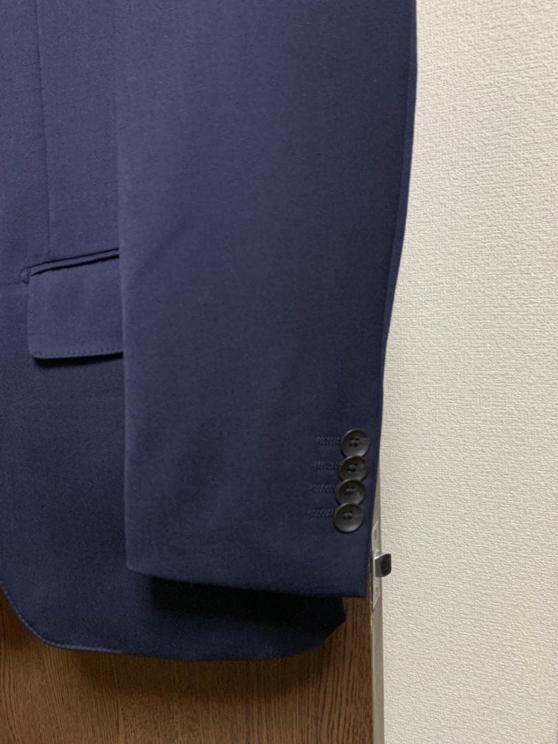 A4新品未使用！品格の1着！年間定番！素敵なネイビー3ピーススーツ！極小訳のみ