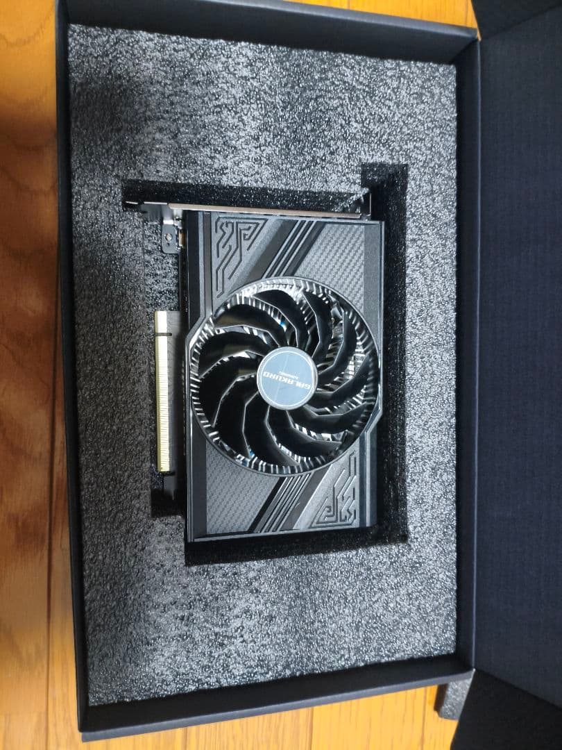 玄人志向 GEFORCE RTX 4060 8GB GDDR6