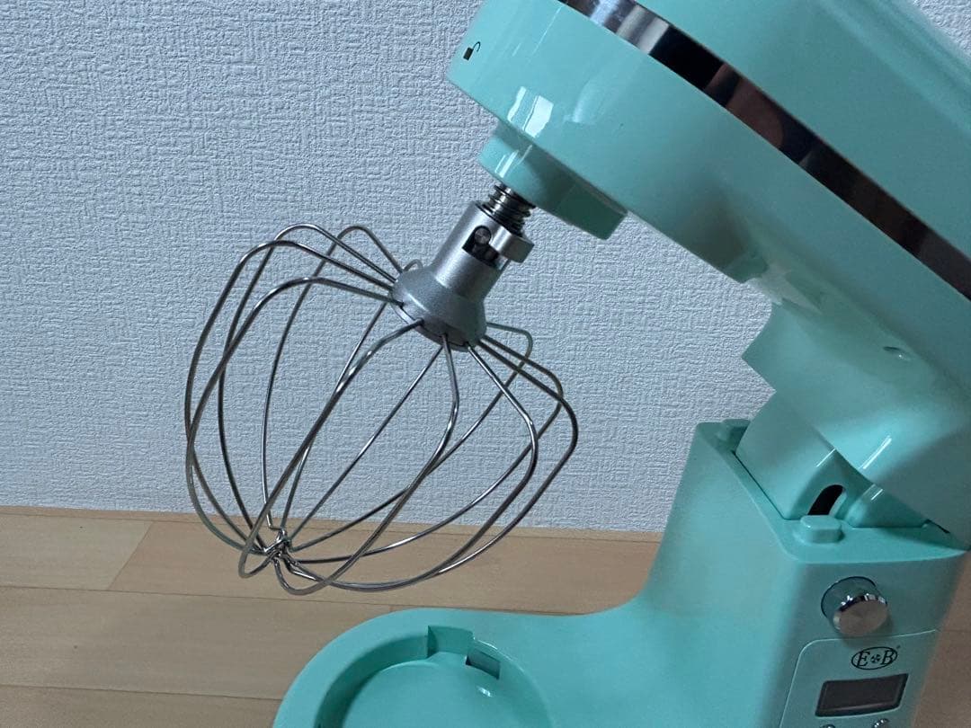 【新商品】スタンドミキサー 6L大容量 三種類アタッチメント付き 六段階速度調節