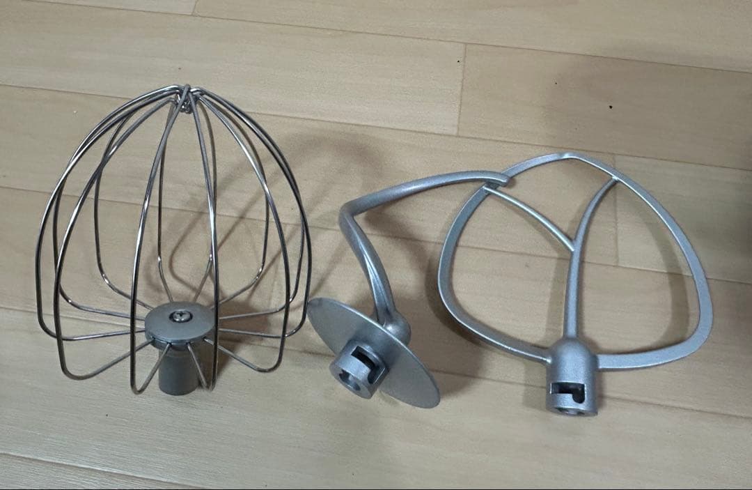 【新商品】スタンドミキサー 6L大容量 三種類アタッチメント付き 六段階速度調節