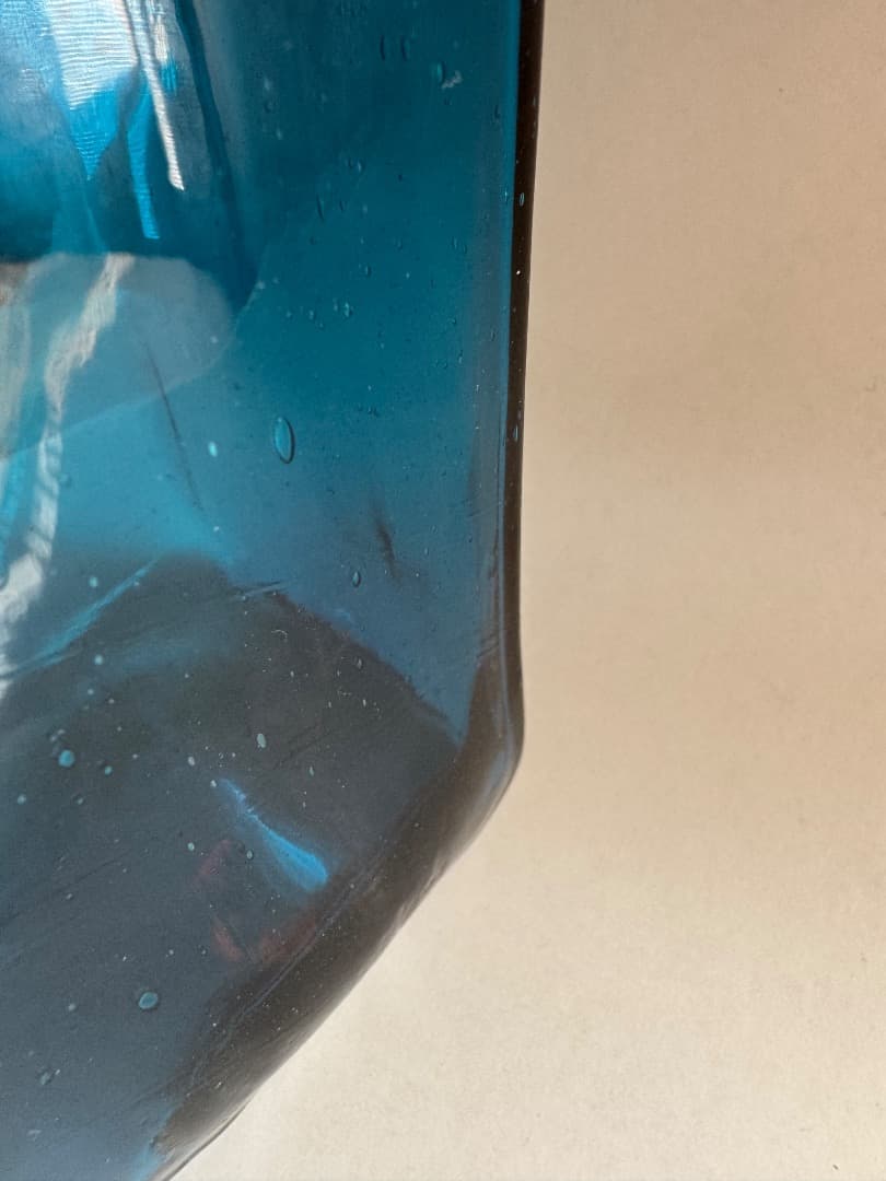 小谷眞三　倉敷ガラス　角長瓶