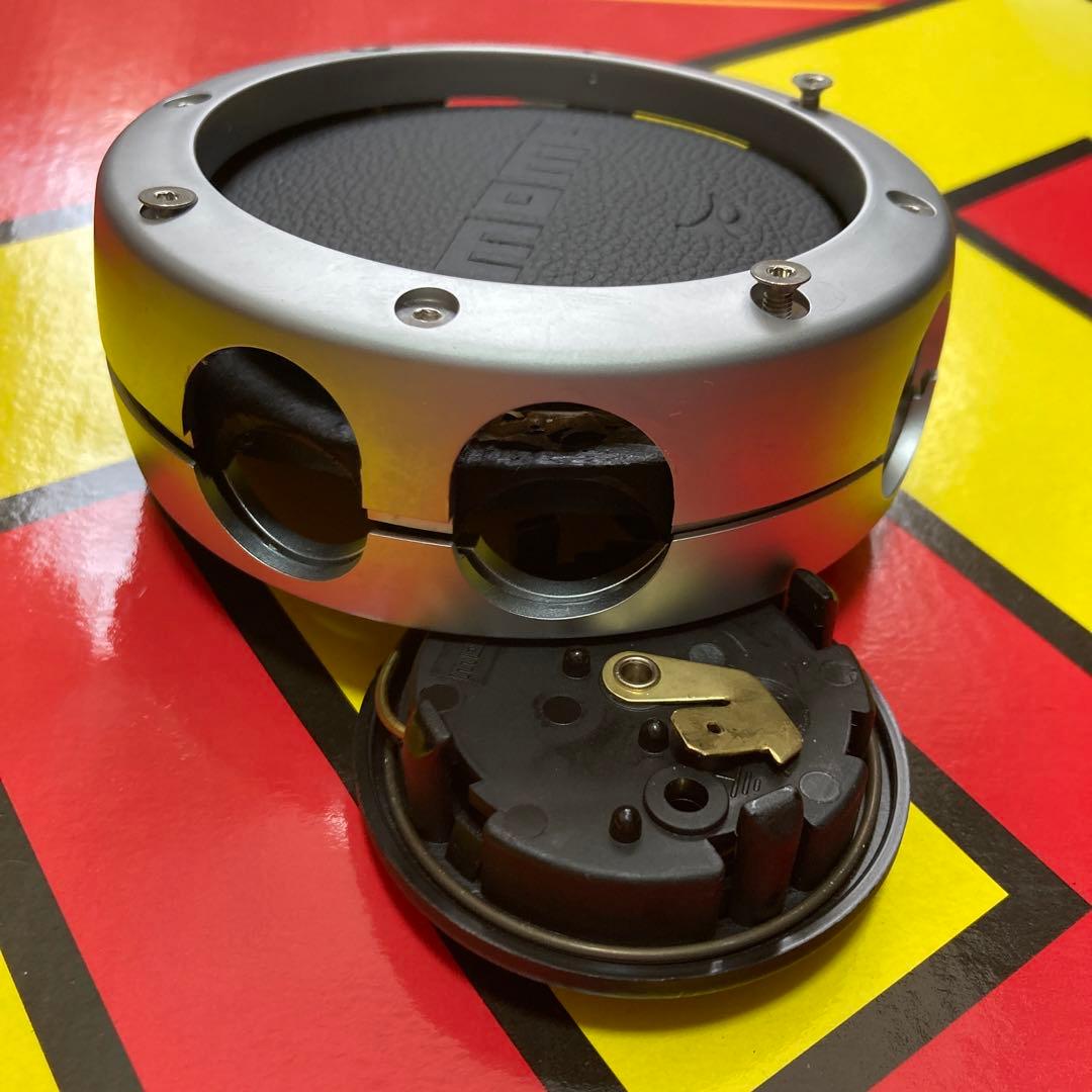 MOMO ステアリング 黒 3本スポーク