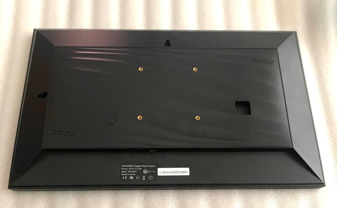 酒*徳様 デジタルフォトフレーム(15.6インチ)