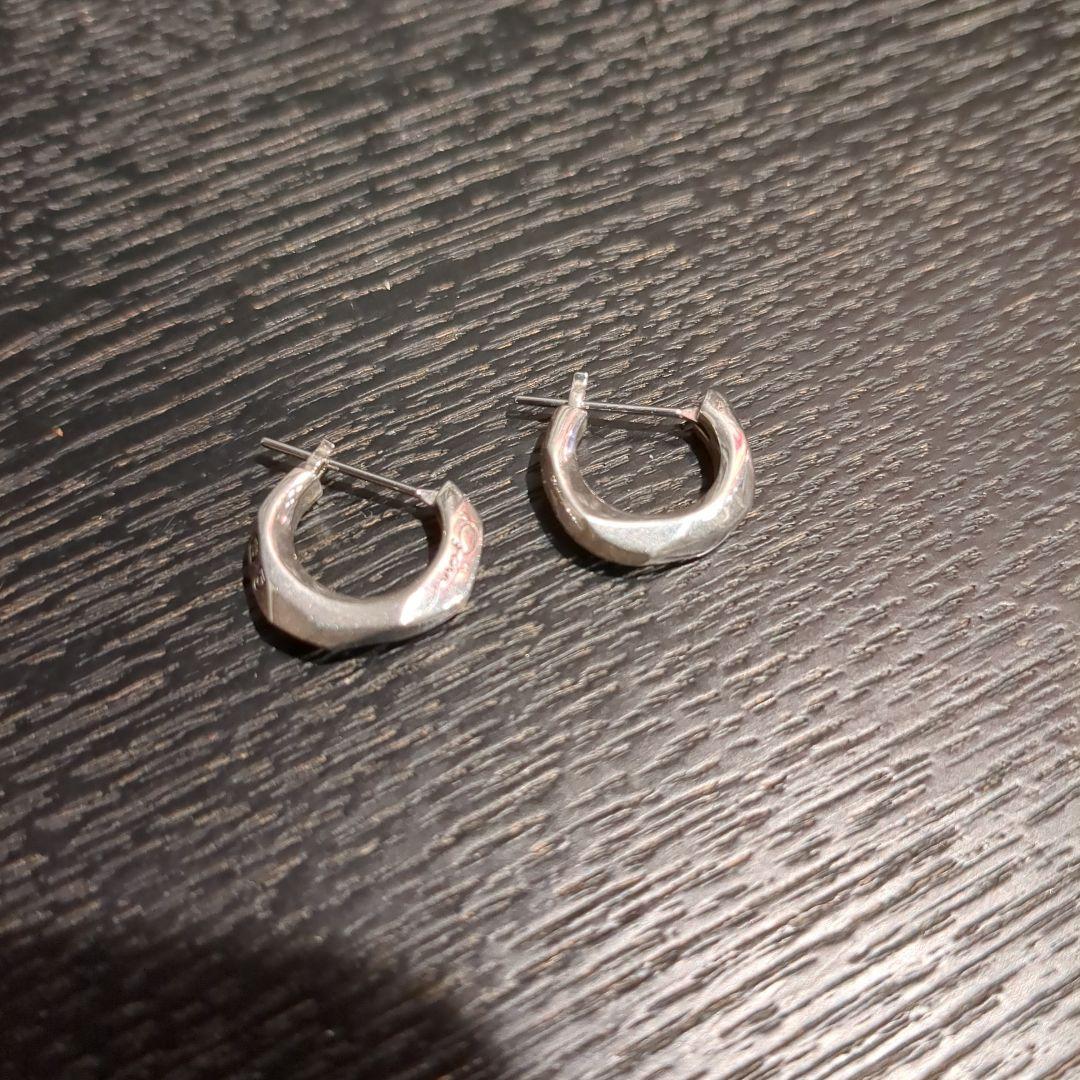 定価22000円【美品】GARNI クロッケリー 両耳ピアス フープ sv925