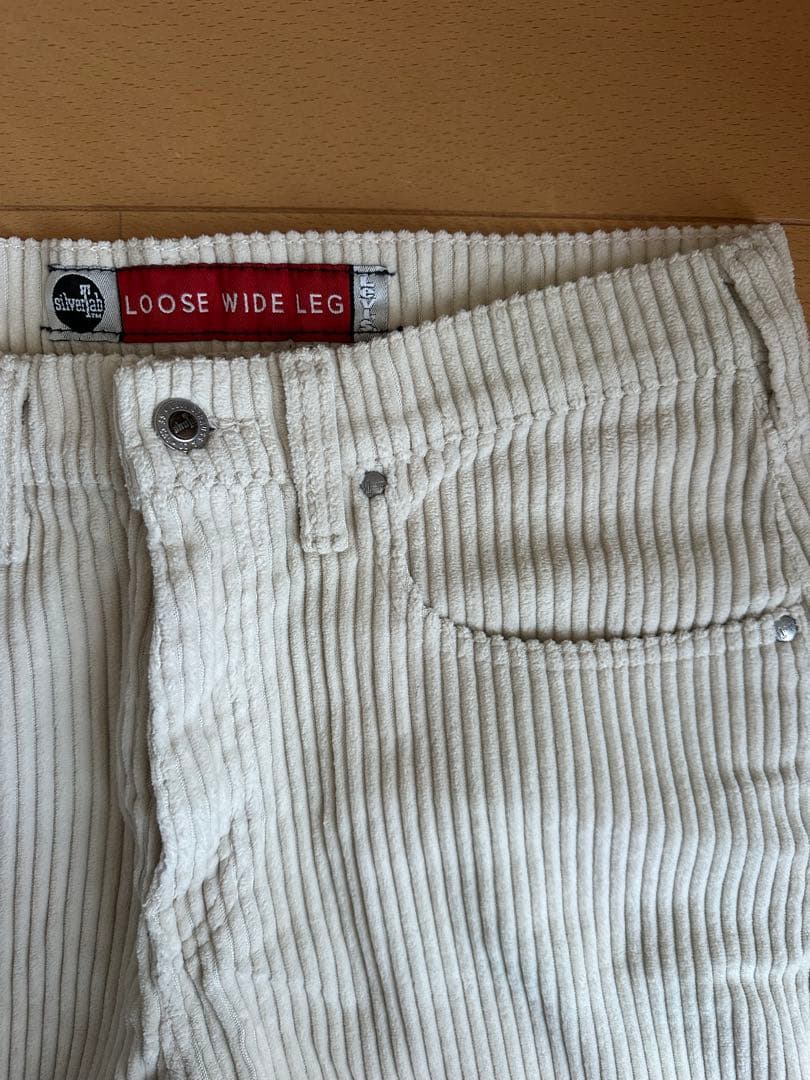 levi's silvertab コーデュロイ　オフホワイト