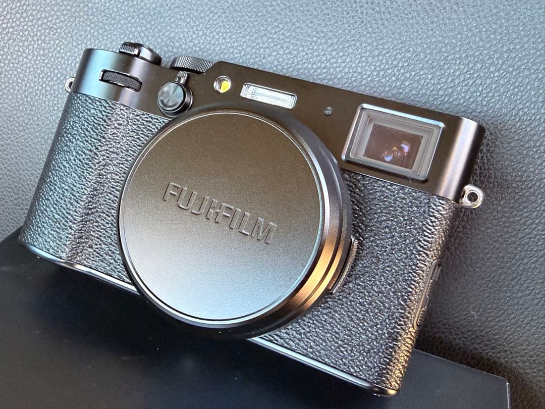 【美品・保証付】Fujifilm X100Ⅵ ブラック 付属品完備