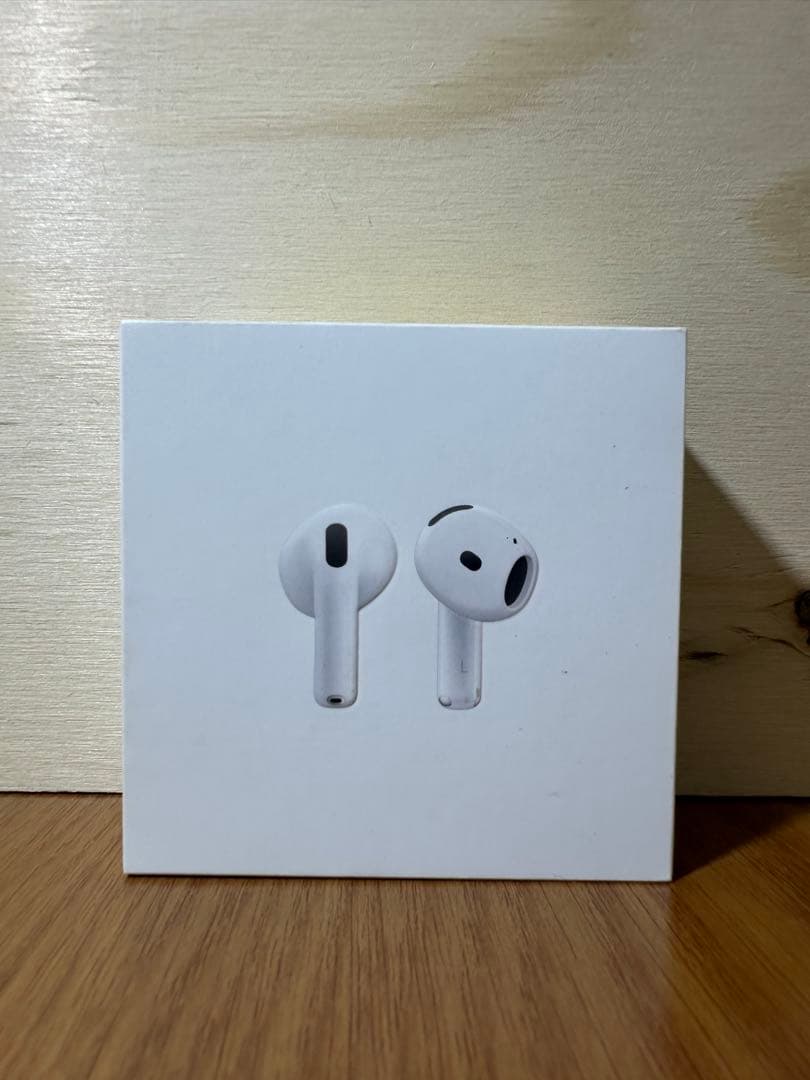 【極美品】 AirPods 4 ANC非搭載 MXP63J/A JQ4FC