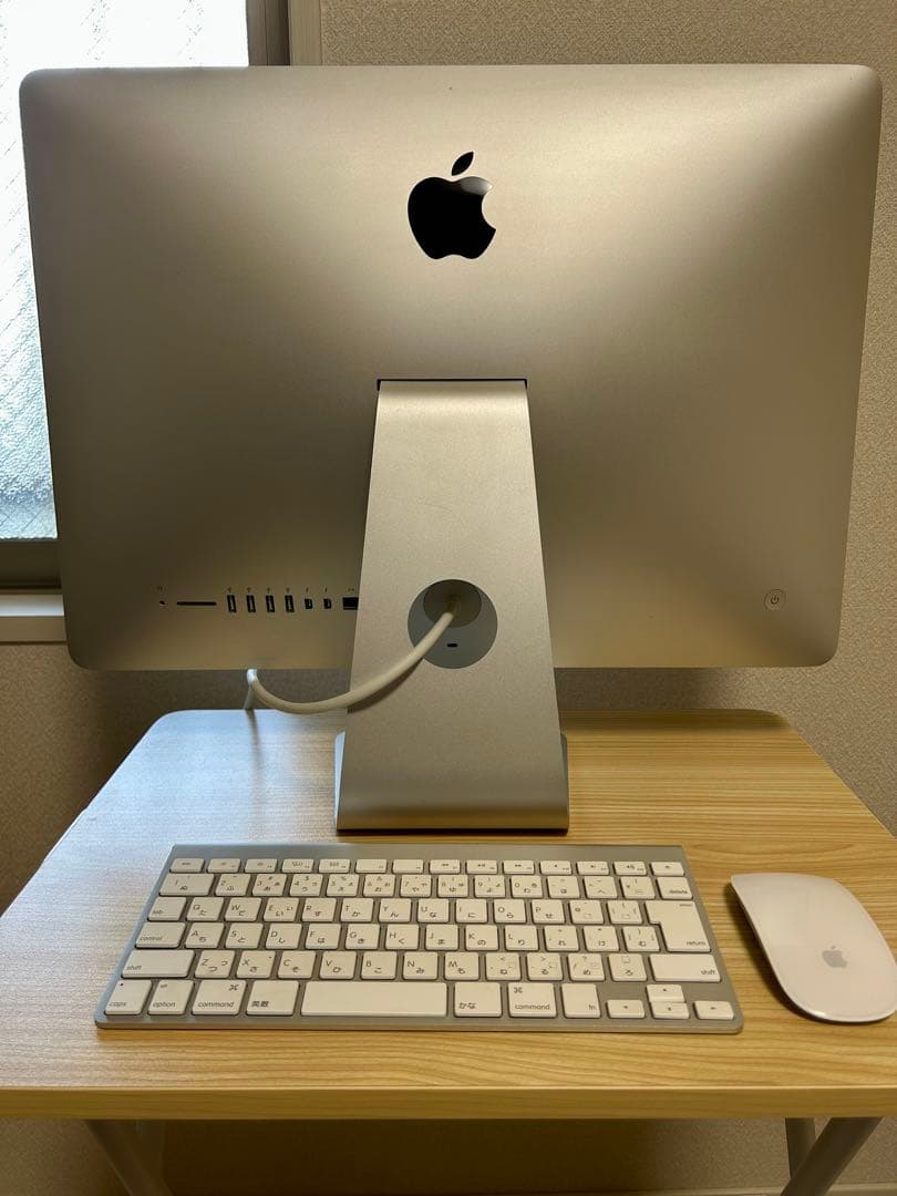 Macデスクトップ iMac (21.5-inch, Late 2013)