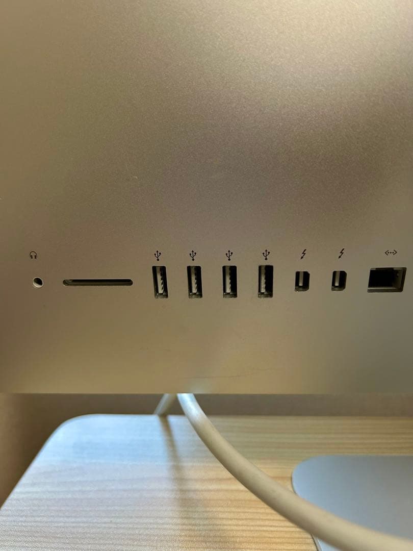 Macデスクトップ iMac (21.5-inch, Late 2013)