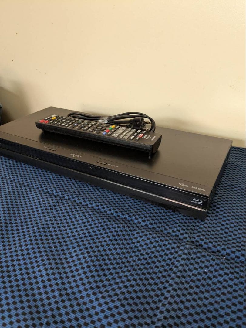 SHARPブラック ブルーレイレコーダー