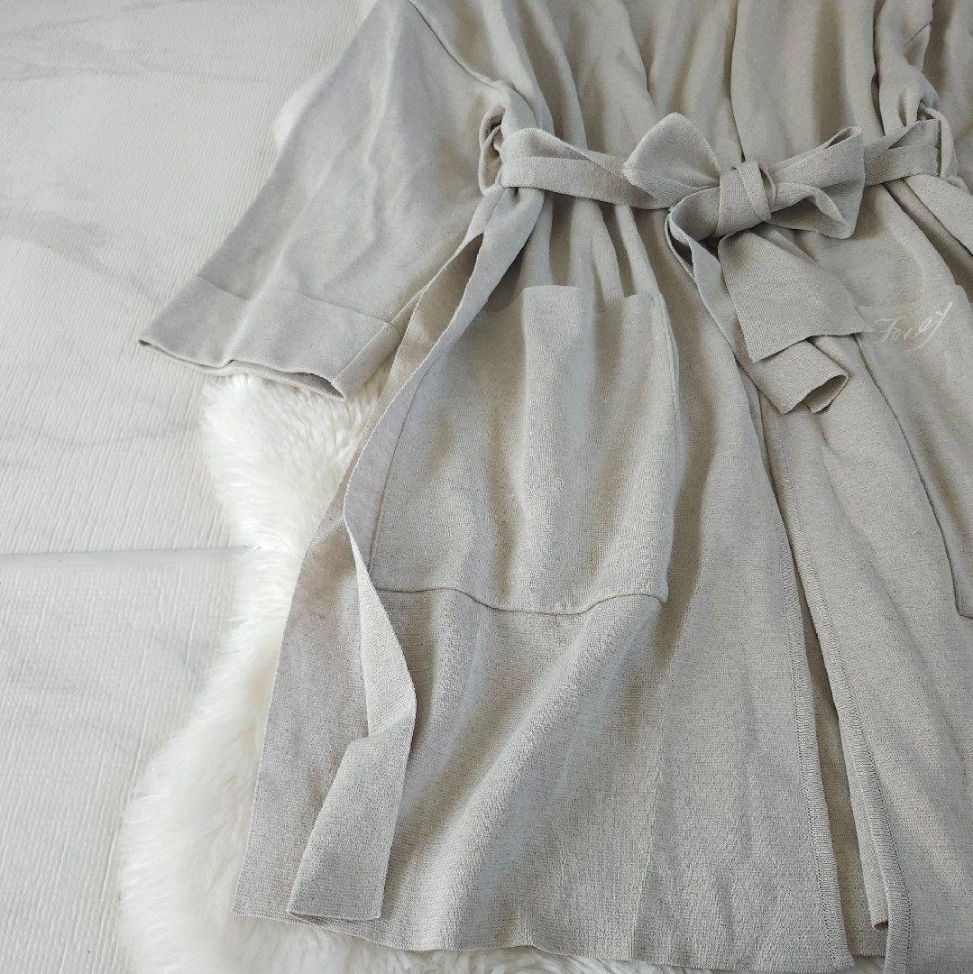 FOXEY 2022年 リネン混ロゴ刺繍入り ベルト付きカーディガンベージュ