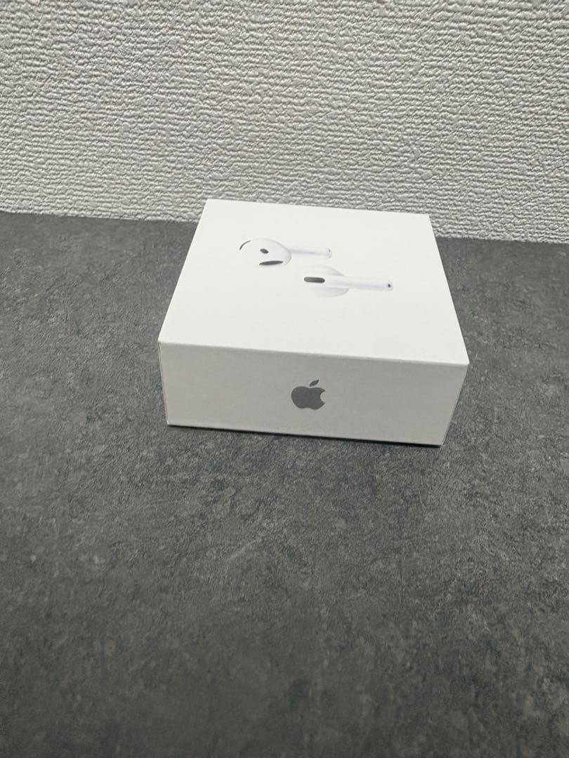 【新品・未開封】Apple AirPods 4 本体