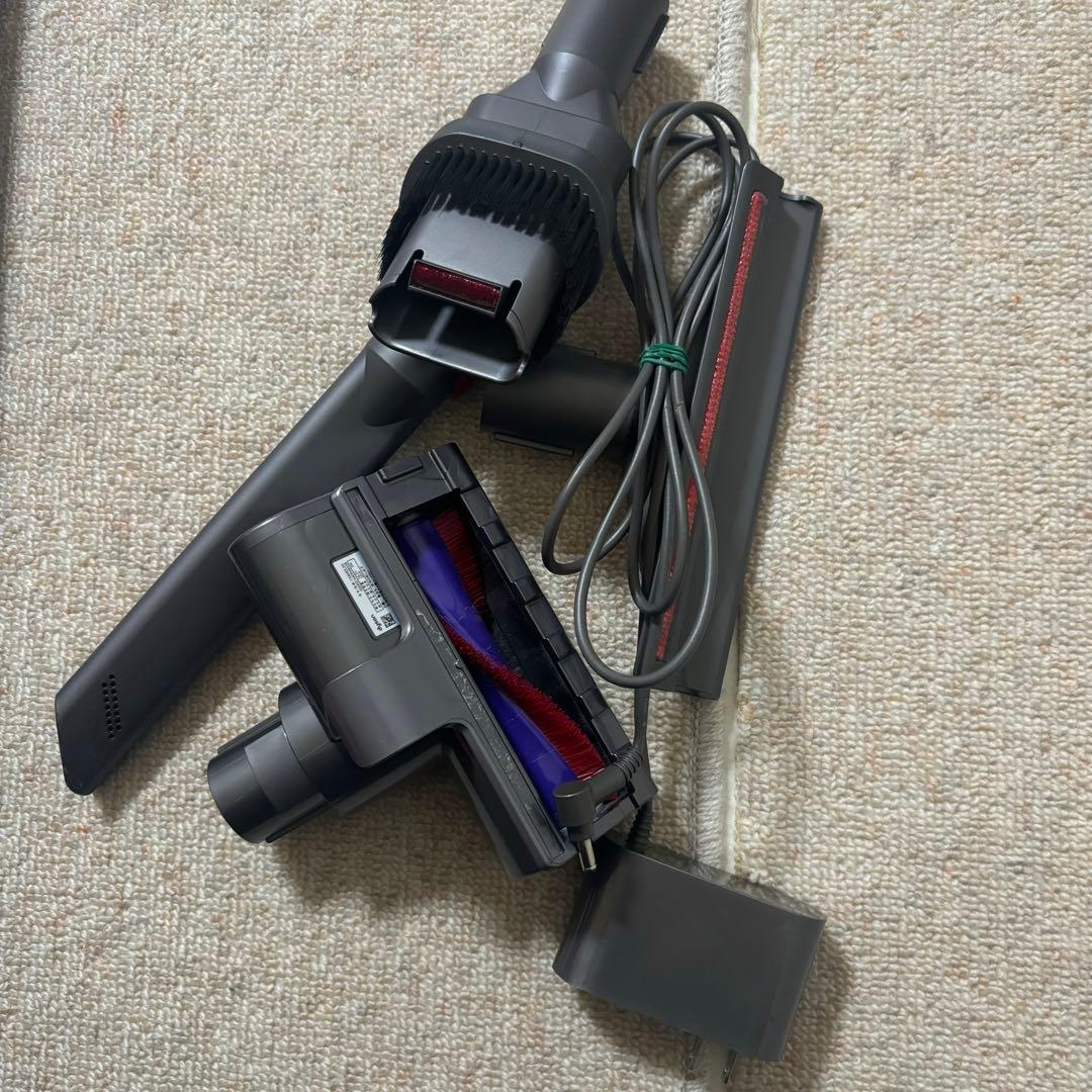 Dyson ダイソン コードレスクリーナー V11 SV14 動作確認済み