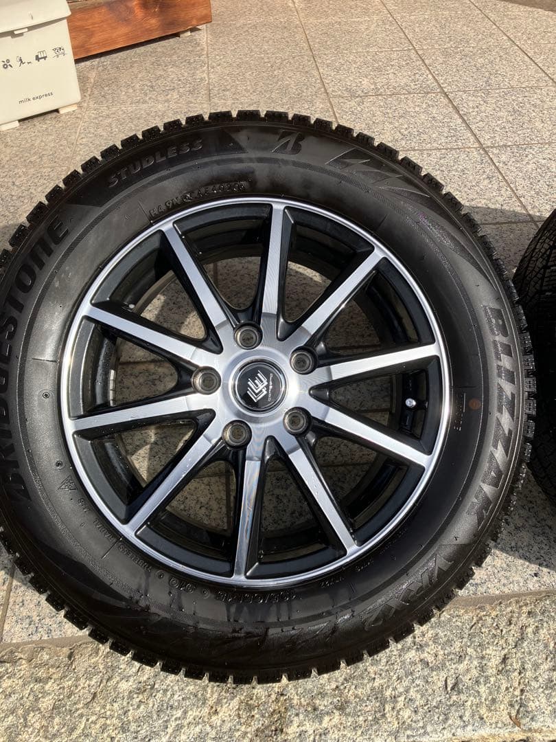 【1/18本日発送可】195/65/R15スタッドレス タイヤホイール4本セット