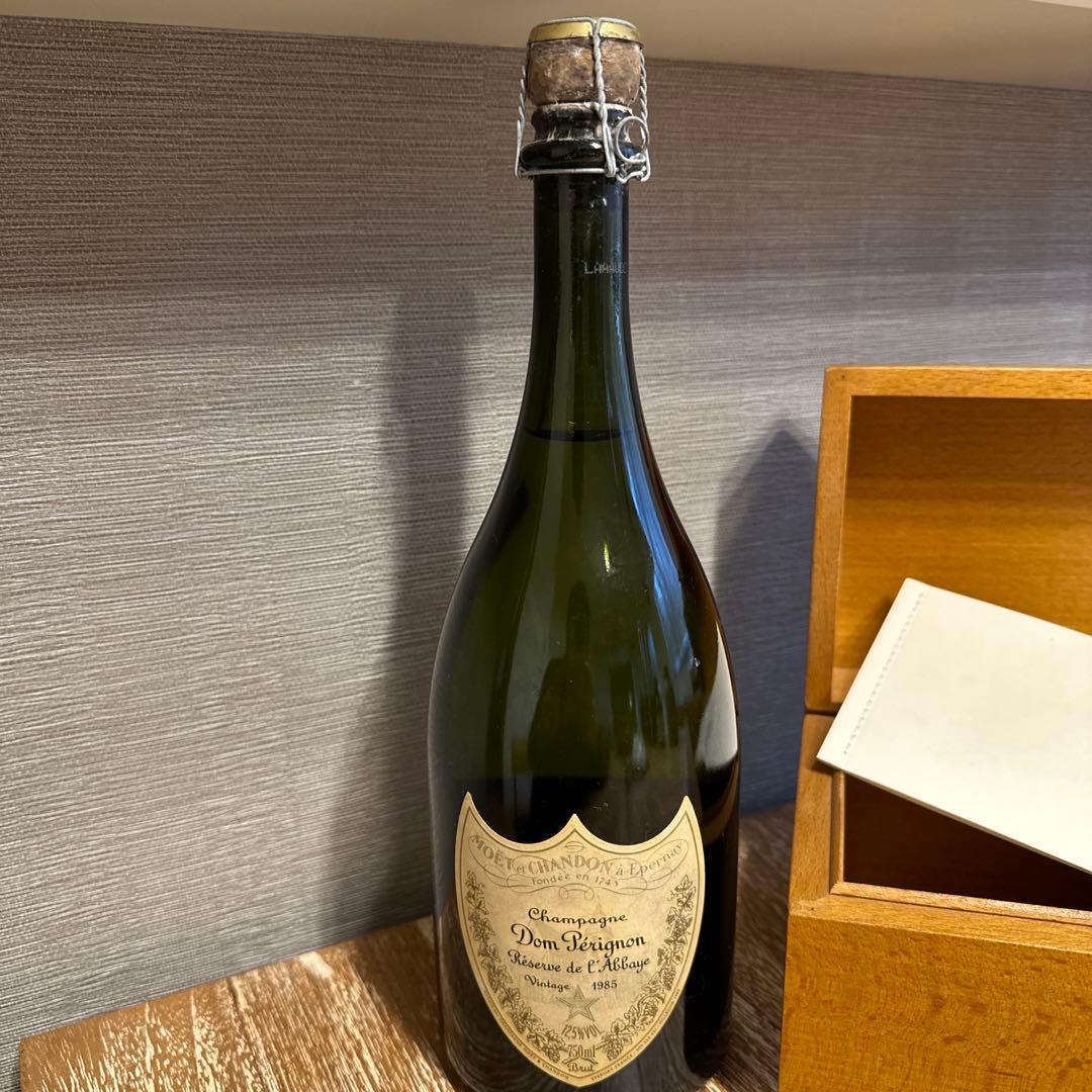 Dom Pérignon シャンパン ゴールド1985年 750ml 木箱付き