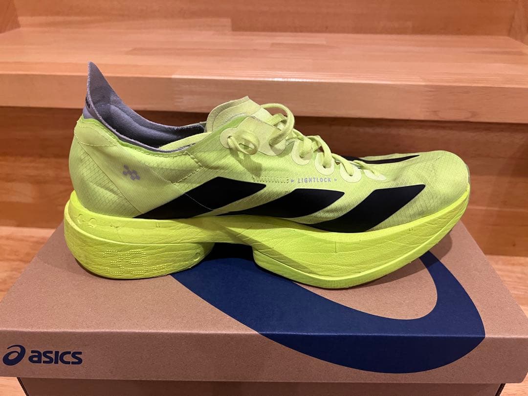 アディオスプロ4 26.5センチ