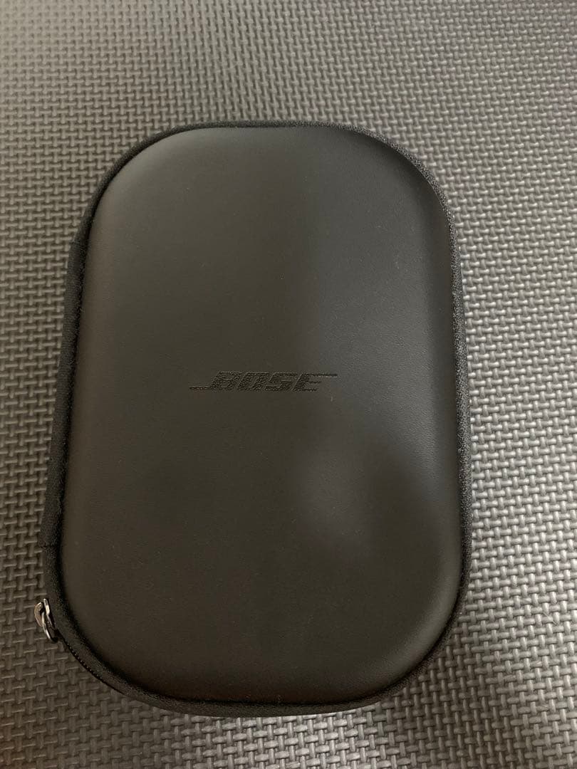 Bose ワイヤレスヘッドホン ケース付き QC45