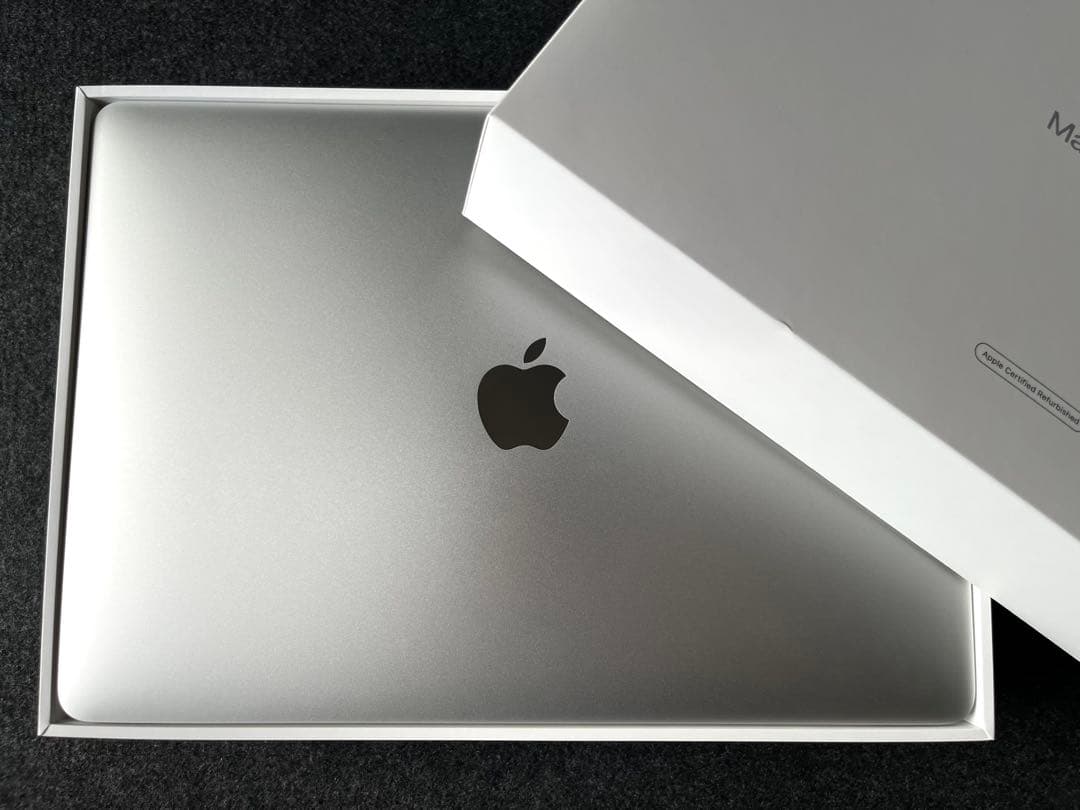 【本日値下げ中】MacBookAir M1 2020(16/512GB)アクセ付