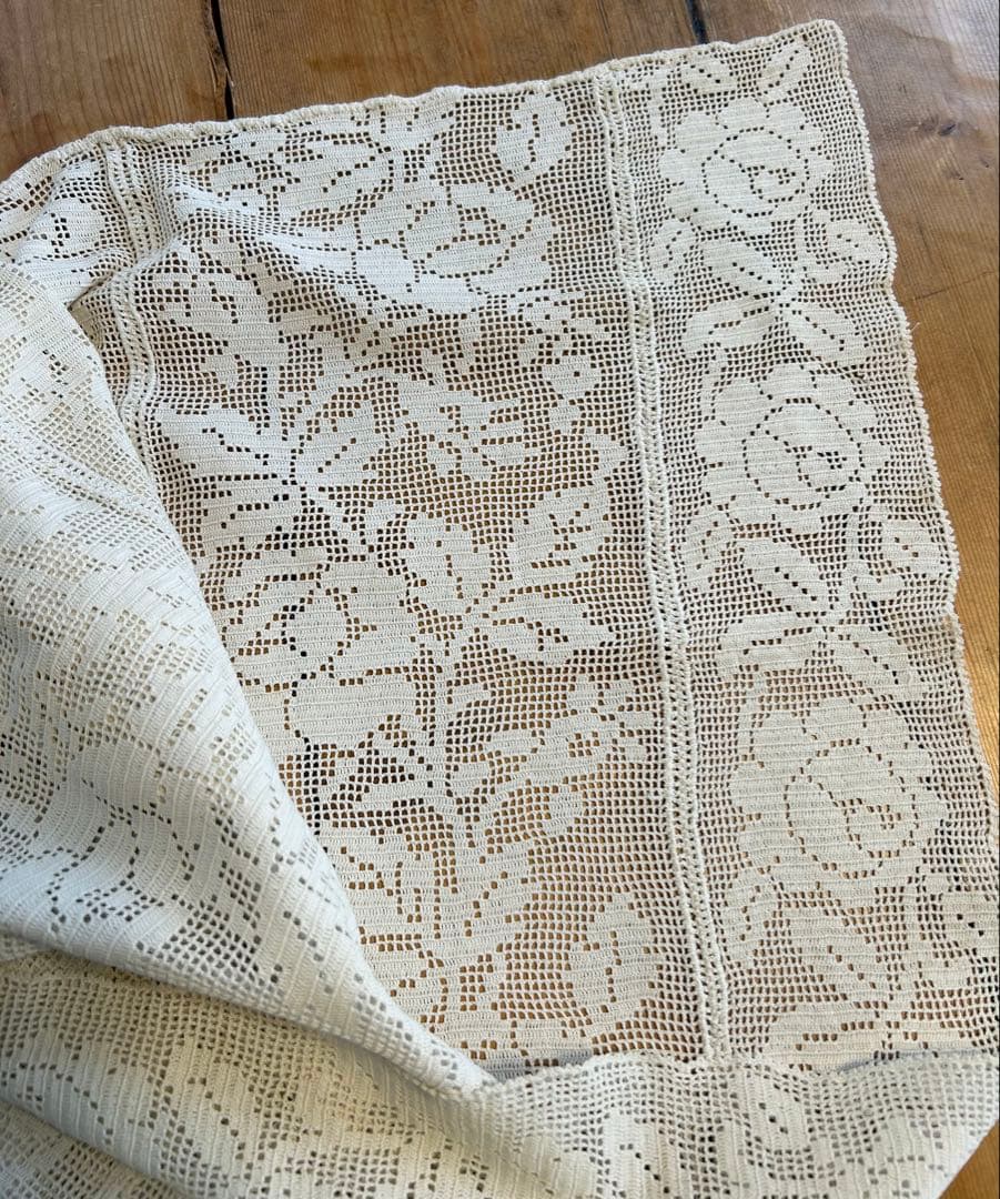 フランス　アンティーク　手編みクロッシェレース　テーブルクロス　カーテン