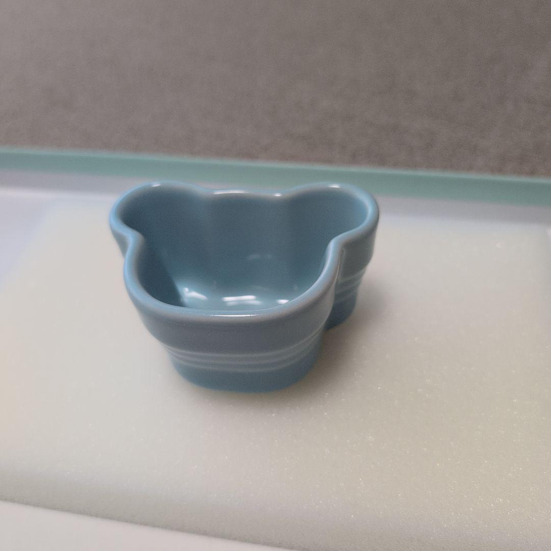 ほぼ新品！ルクルーゼ　ベビー・テーブルウェア・セット コースタルブルー