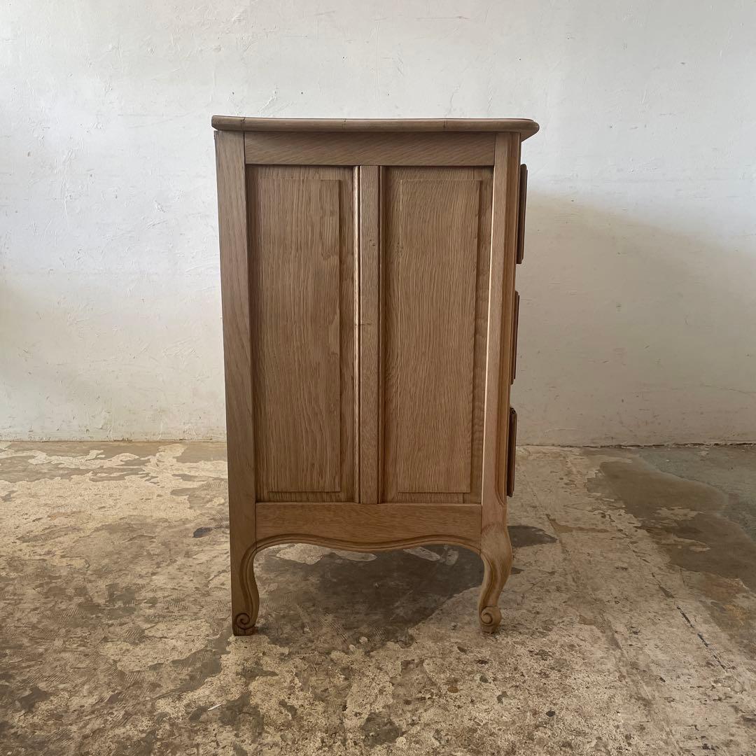 年末・年始SALE ビンテージ 3段チェスト 猫脚 剥離