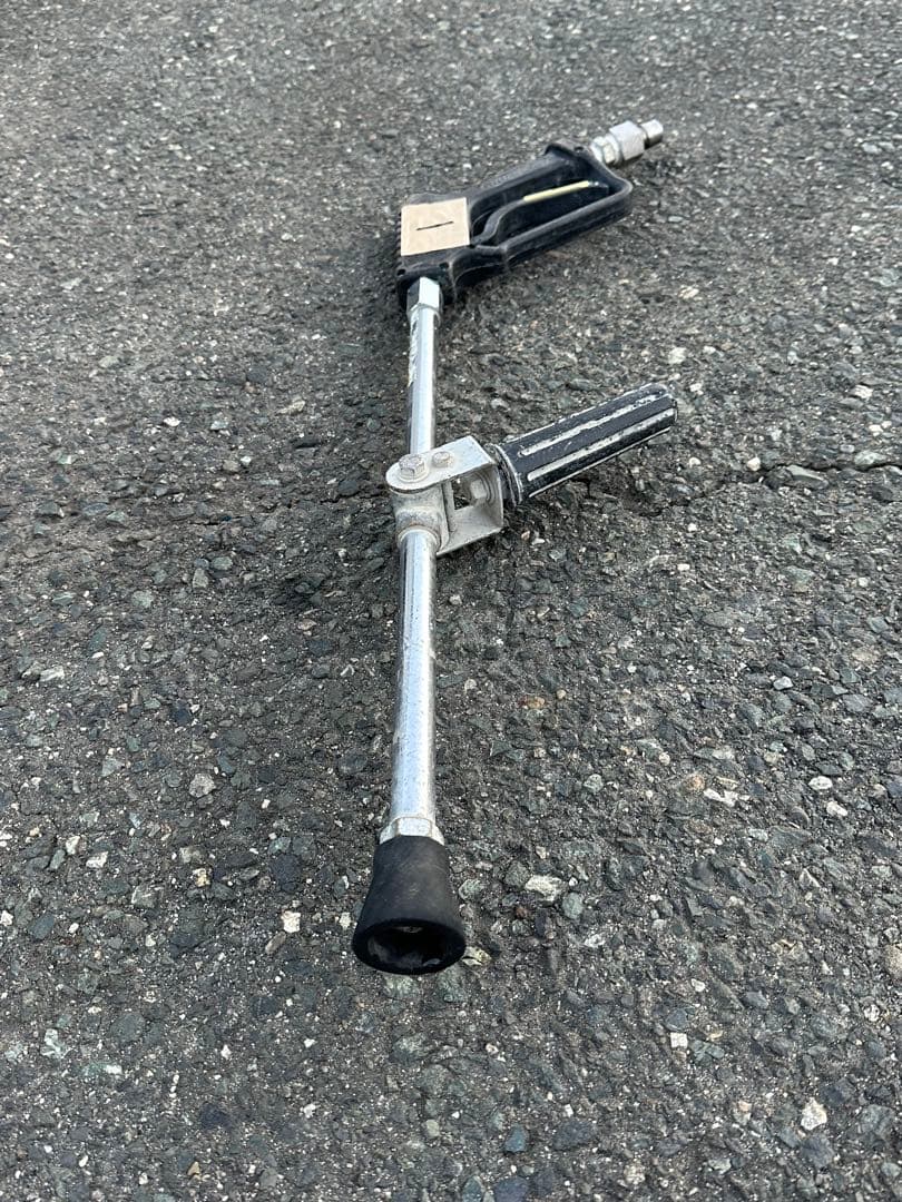 1. 鶴見製作所 エンジン式高圧洗浄機 HPJ-5ESM