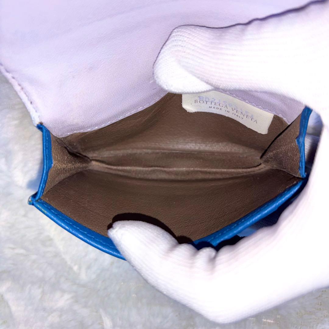 【レア✨】BOTTEGA VENETA イントレチャート 名刺入れ ブルー 青