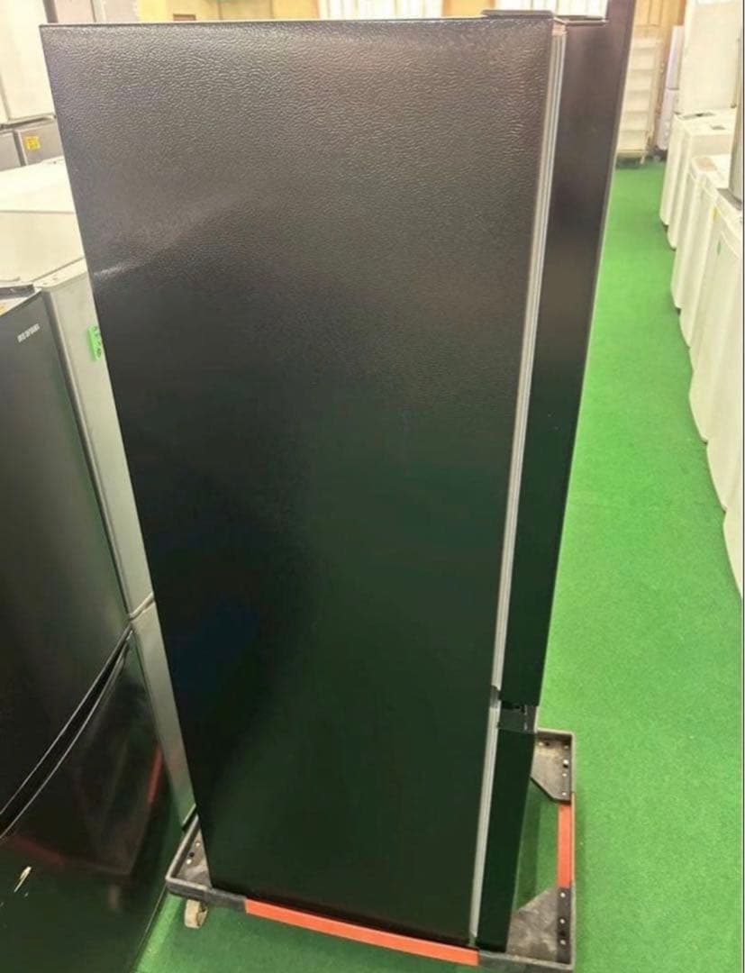 【高年式】2022年式 175L Hisense 冷蔵庫 HR-D1701B