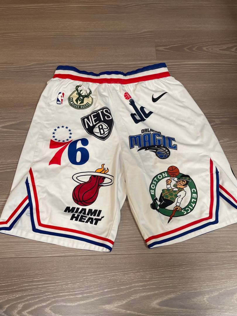 Supreme Nike NBA コラボショーツ