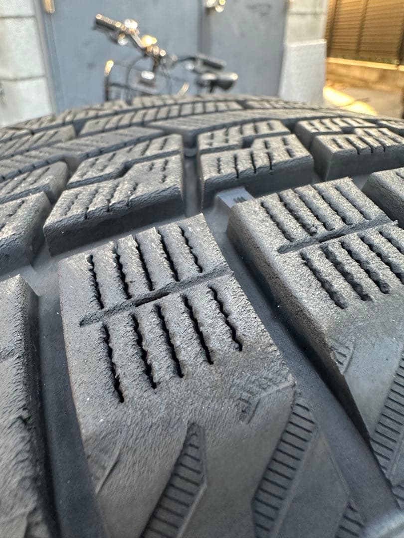 235/50R21 アイスガード7 4本