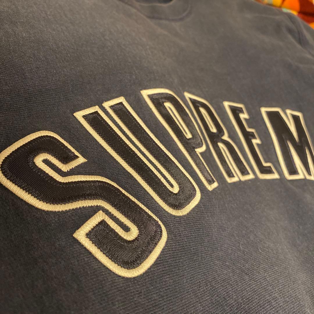 Supreme シュプリーム アーチロゴ　スウェット