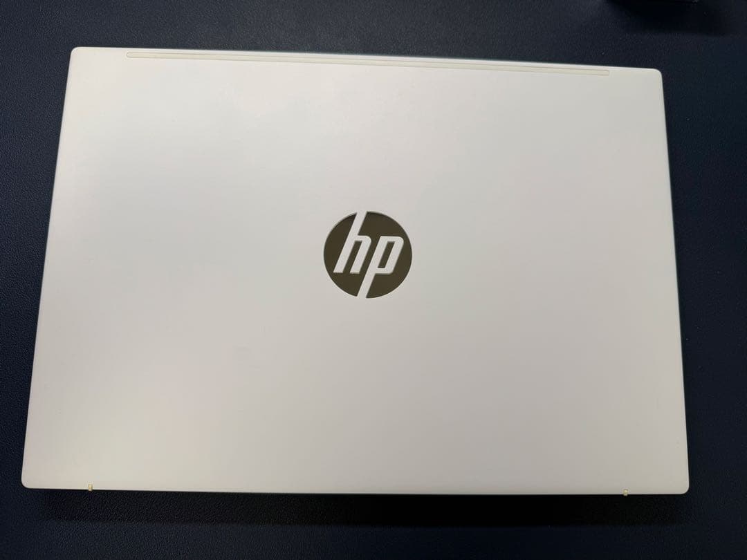 HP Pavilion Aero Laptop 13-be　美品