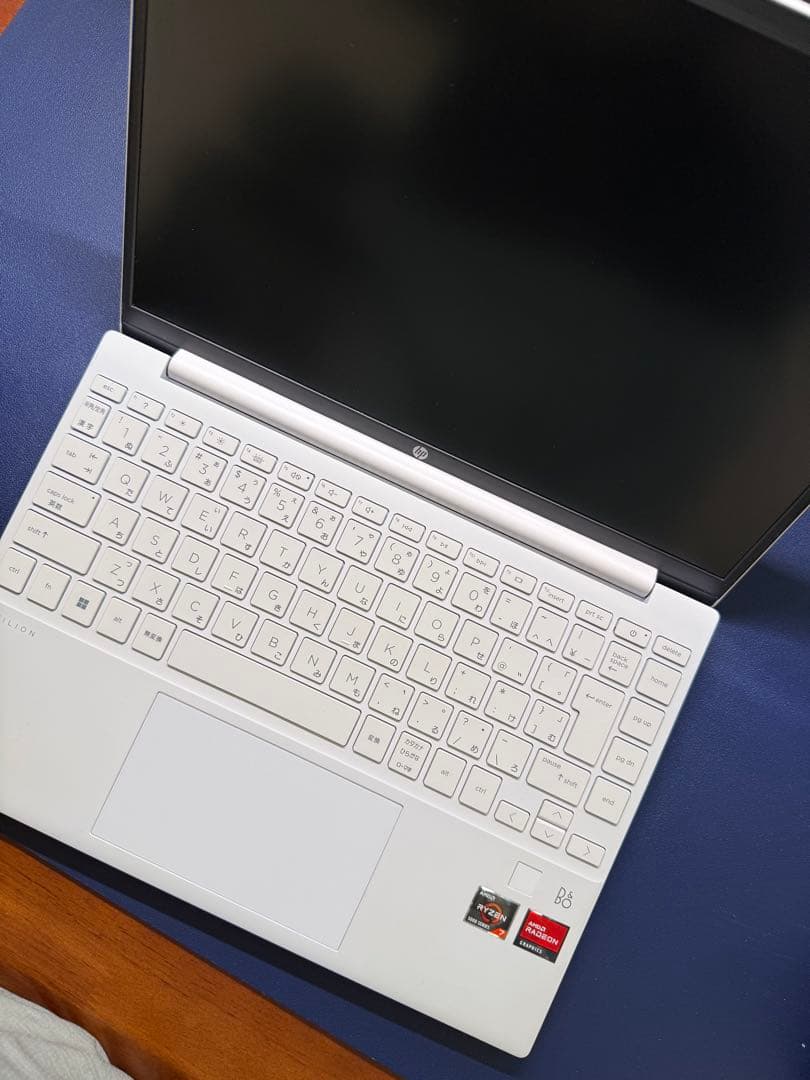 HP Pavilion Aero Laptop 13-be　美品