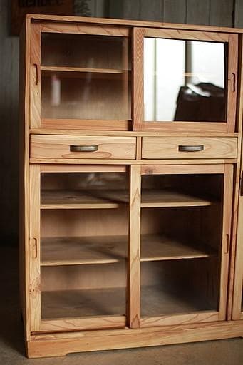 古い木枠のガラス戸棚　小引き出し2杯　食器棚　水屋　キャビネット　古家具　古民家